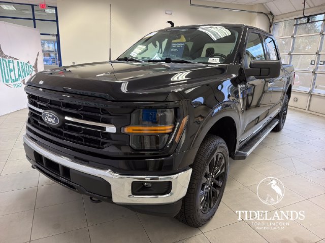 Certified 2025 Ford F150 XLT w/ Equipment Group 301A Standard AWD/4WD image 4