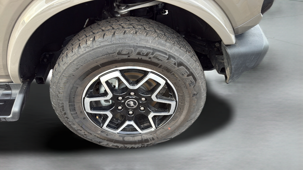 Certified 2025 Ford Bronco Outer Banks AWD/4WD image 49