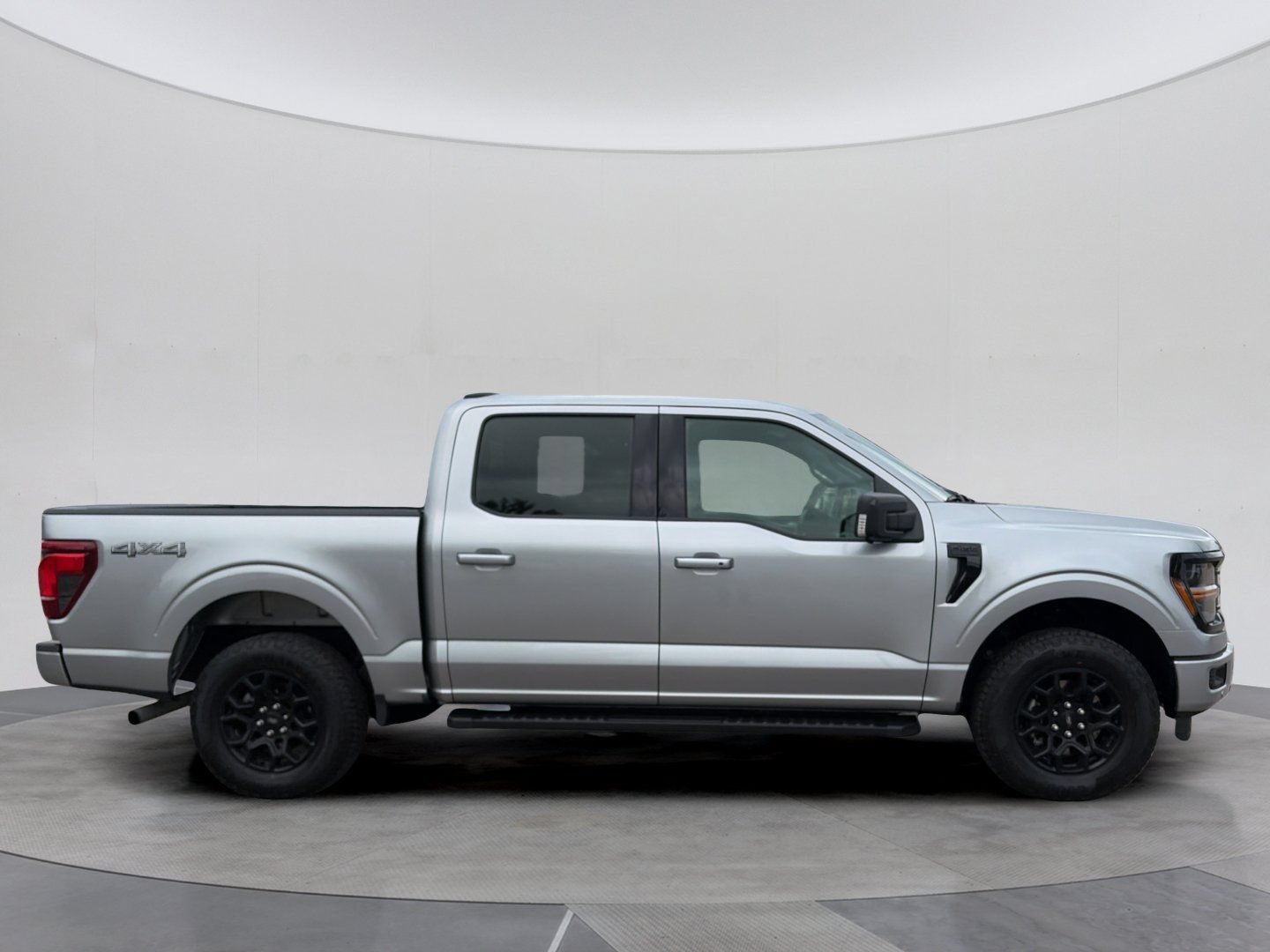 Certified 2024 Ford F150 XLT w/ Equipment Group 302A MID AWD/4WD image 9