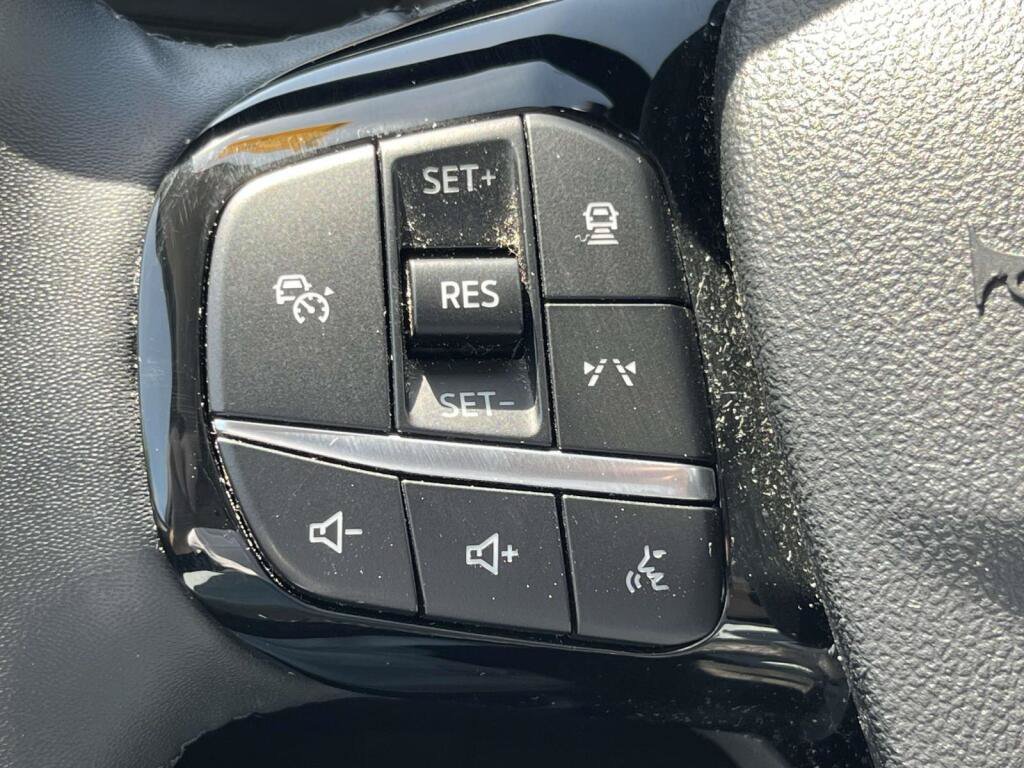 Certified 2024 Ford Escape Platinum AWD/4WD image 36