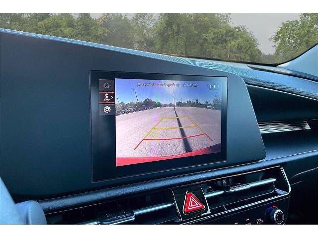 Used 2025 Kia Niro LX FWD image 13