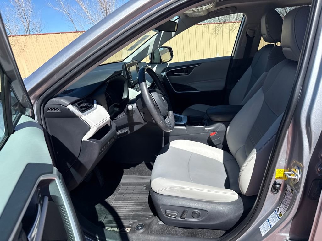 Used 2019 Toyota RAV4 XLE Premium w/ Cold Weather Package image 12