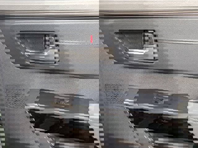 Used 2024 Toyota Tundra Limited image 34