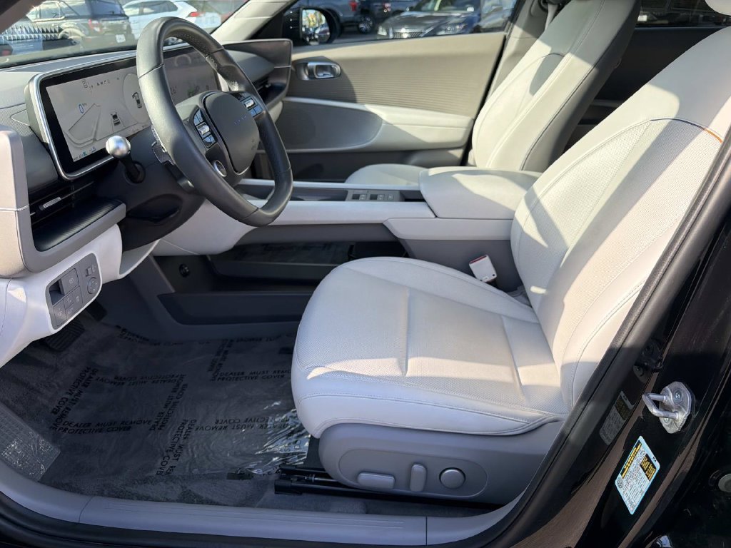 Used 2024 Hyundai Ioniq 6 SEL RWD image 17