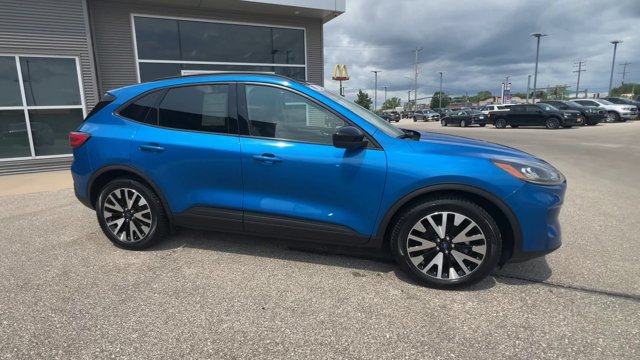 Certified 2020 Ford Escape SE Sport AWD/4WD image 2