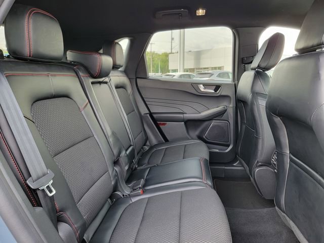 Certified 2023 Ford Escape ST-Line w/ Tech Pack #1 AWD/4WD image 23