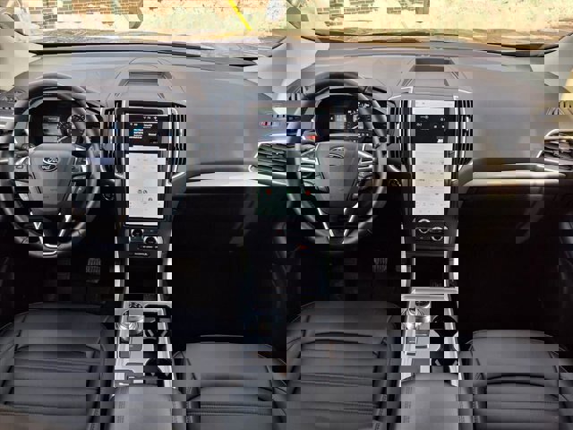 Certified 2024 Ford Edge SEL w/ Convenience Package image 13