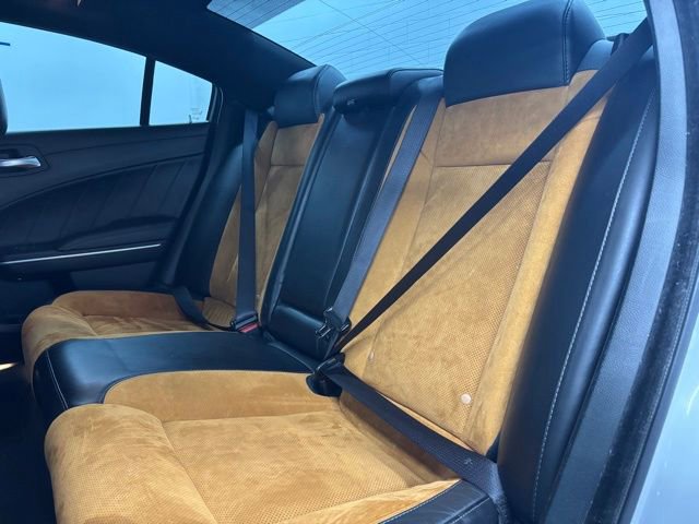 Used 2022 Dodge Charger R/T w/ Plus Group RWD image 9
