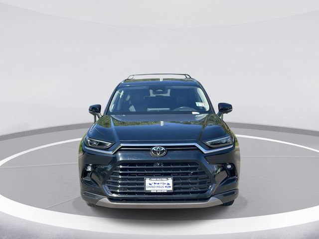 Used 2024 Toyota Grand Highlander AWD image 2