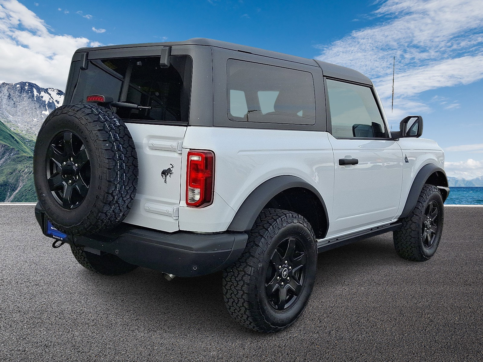 Certified 2024 Ford Bronco Black Diamond image 6