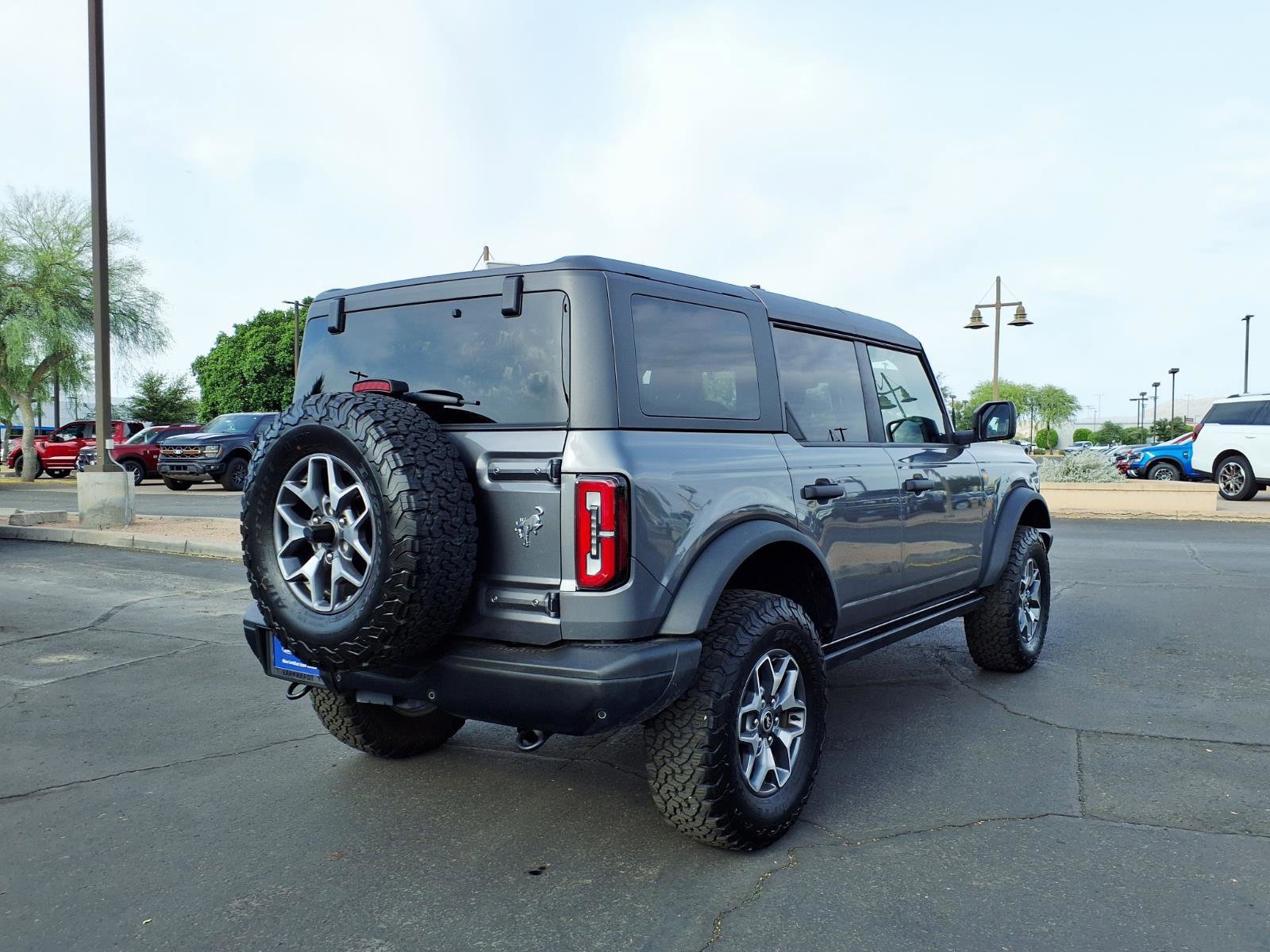 Certified 2025 Ford Bronco Badlands image 4