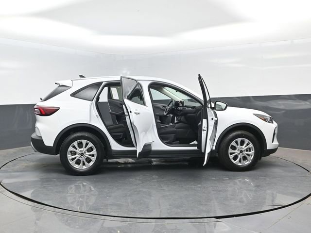 Certified 2025 Ford Escape Active AWD/4WD image 25