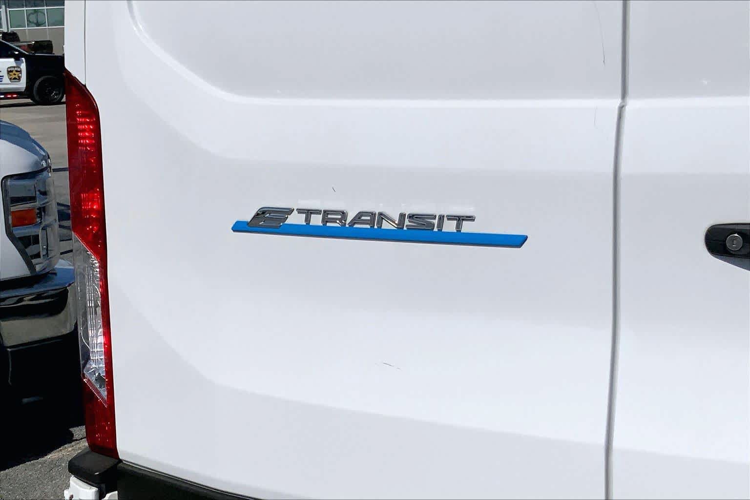 Certified 2023 Ford E-Transit Low Roof RWD image 25