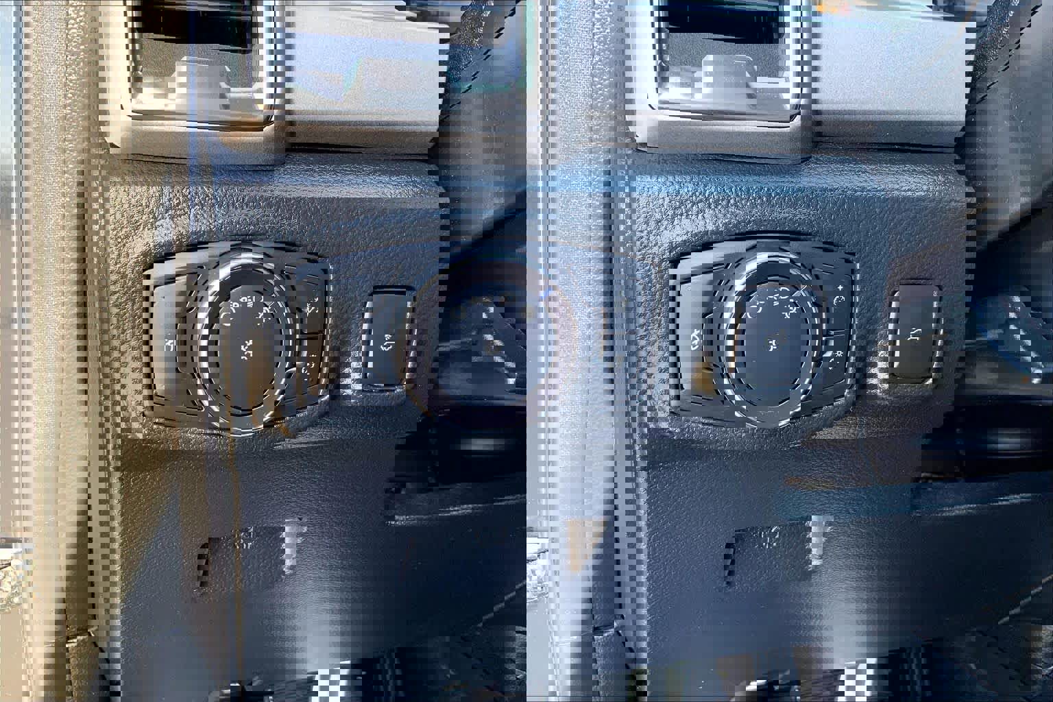 Certified 2019 Ford Ranger XLT w/ Equipment Group 302A Luxury image 32