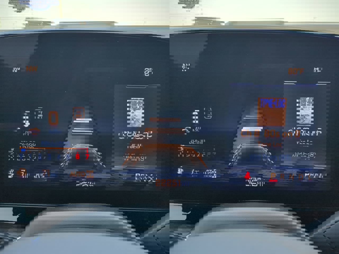 Used 2025 Chevrolet Tahoe LT w/ Comfort Package image 26