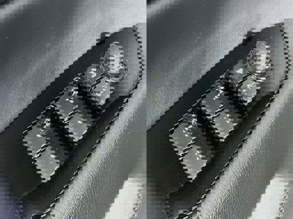 Used 2025 MAZDA CX-5 AWD 2.5 S w/ Select Package image 28