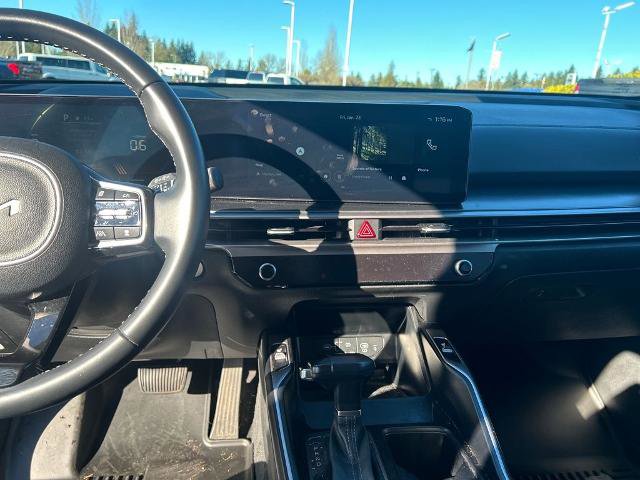 Used 2024 Kia Sorento S image 25