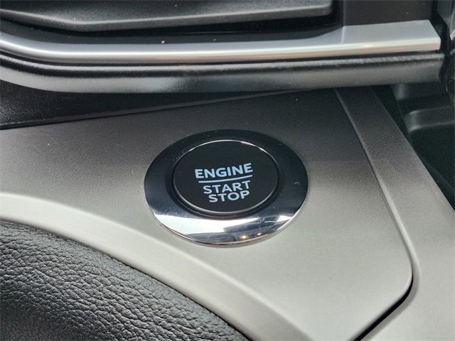 Certified 2022 Ford Explorer XLT w/ Equipment Group 202A image 26