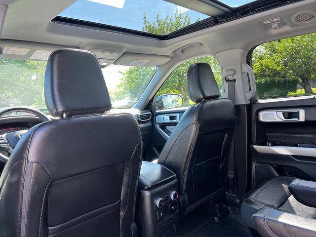 Certified 2023 Ford Explorer Limited w/ Limited Technology Package AWD/4WD image 26