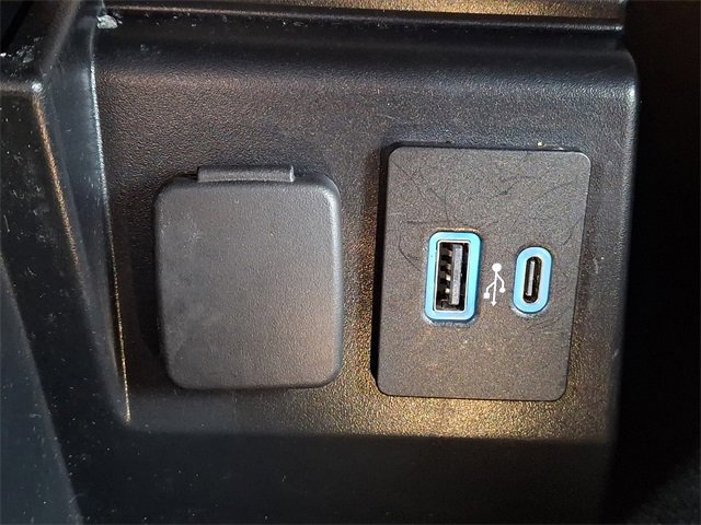 Certified 2023 Ford Explorer Platinum w/ Equipment Group 601A image 25