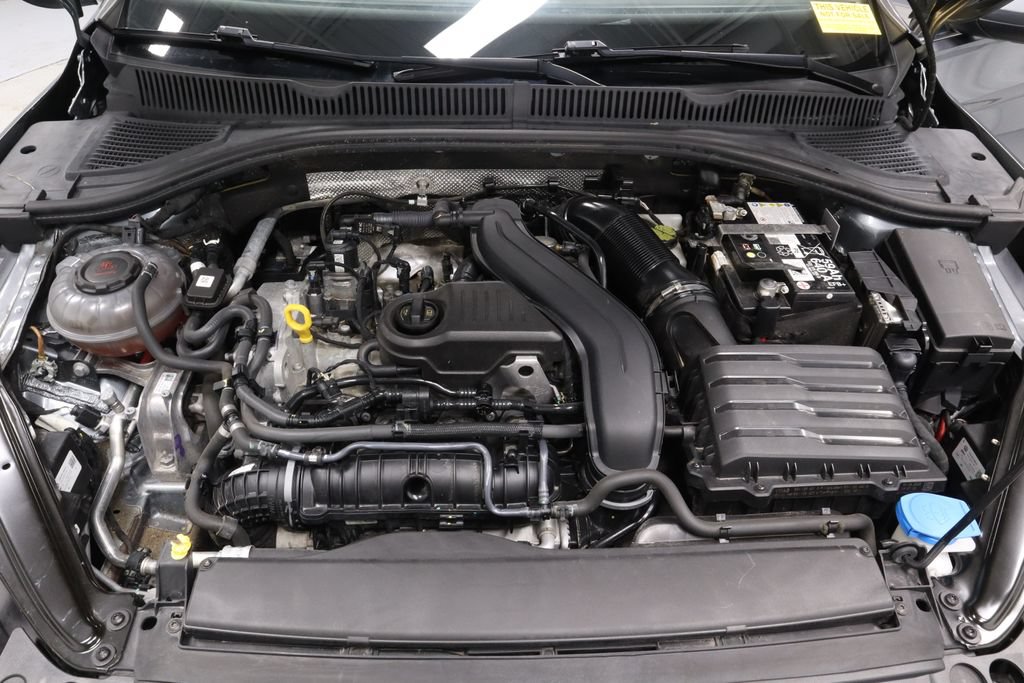 Used 2024 Volkswagen Jetta SE FWD image 13