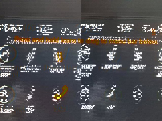 Used 2019 Dodge Charger SXT w/ Blacktop Package image 2