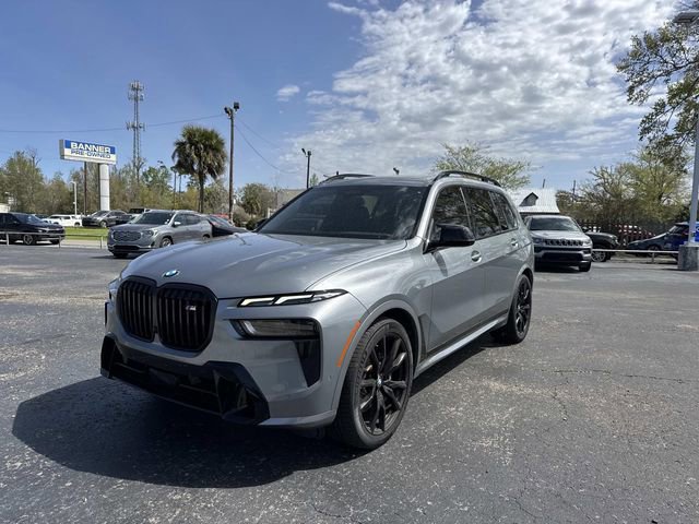 Used 2024 BMW X7 M60i w/ Executive Package image 5