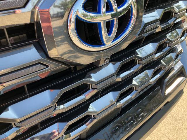 Used 2024 Toyota Tundra Platinum AWD/4WD image 9