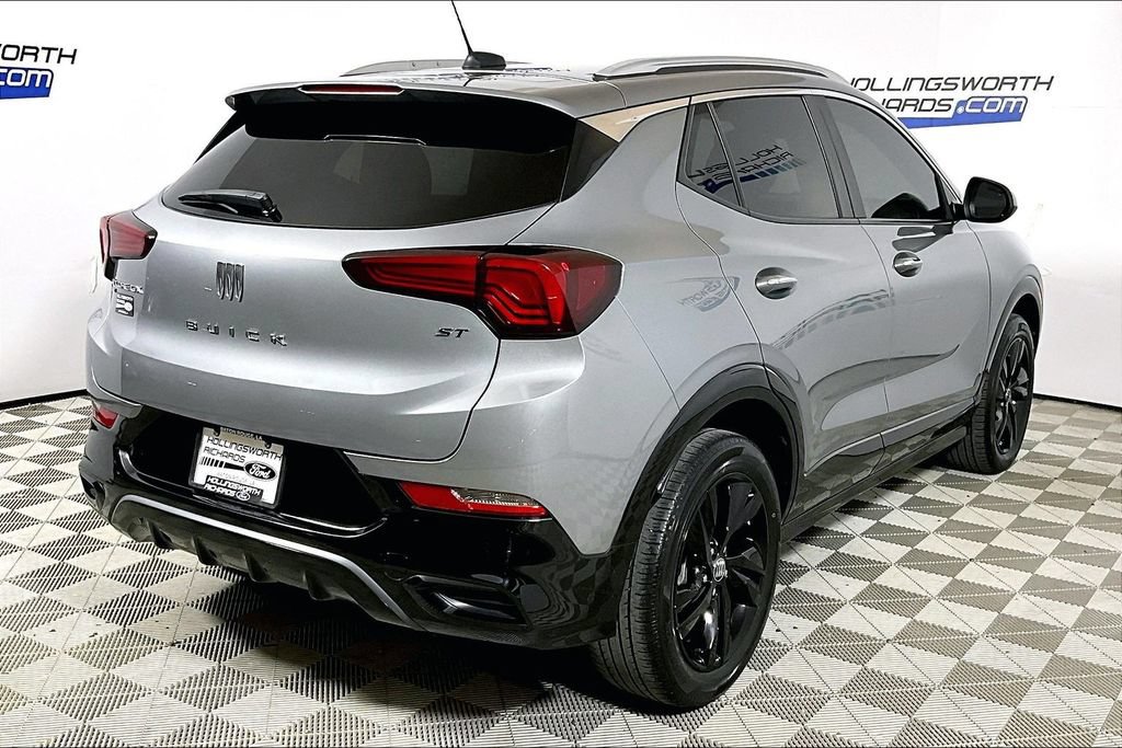 Used 2024 Buick Encore GX Sport Touring AWD/4WD image 9