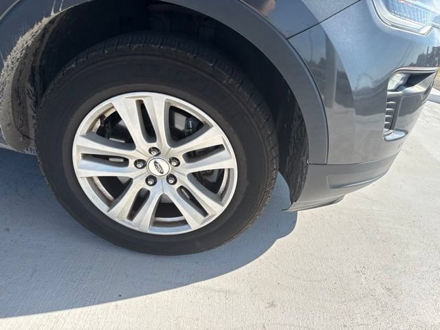 Certified 2018 Ford Explorer XLT w/ Equipment Group 202A AWD/4WD image 10