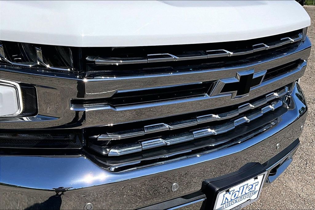 Used 2021 Chevrolet Silverado 1500 LTZ w/ Z71 Off-Road Package AWD/4WD image 29