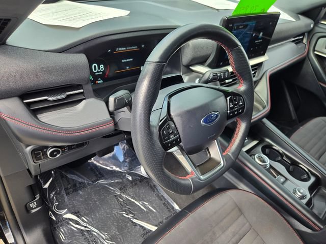 Certified 2025 Ford Explorer ST-Line AWD/4WD image 10