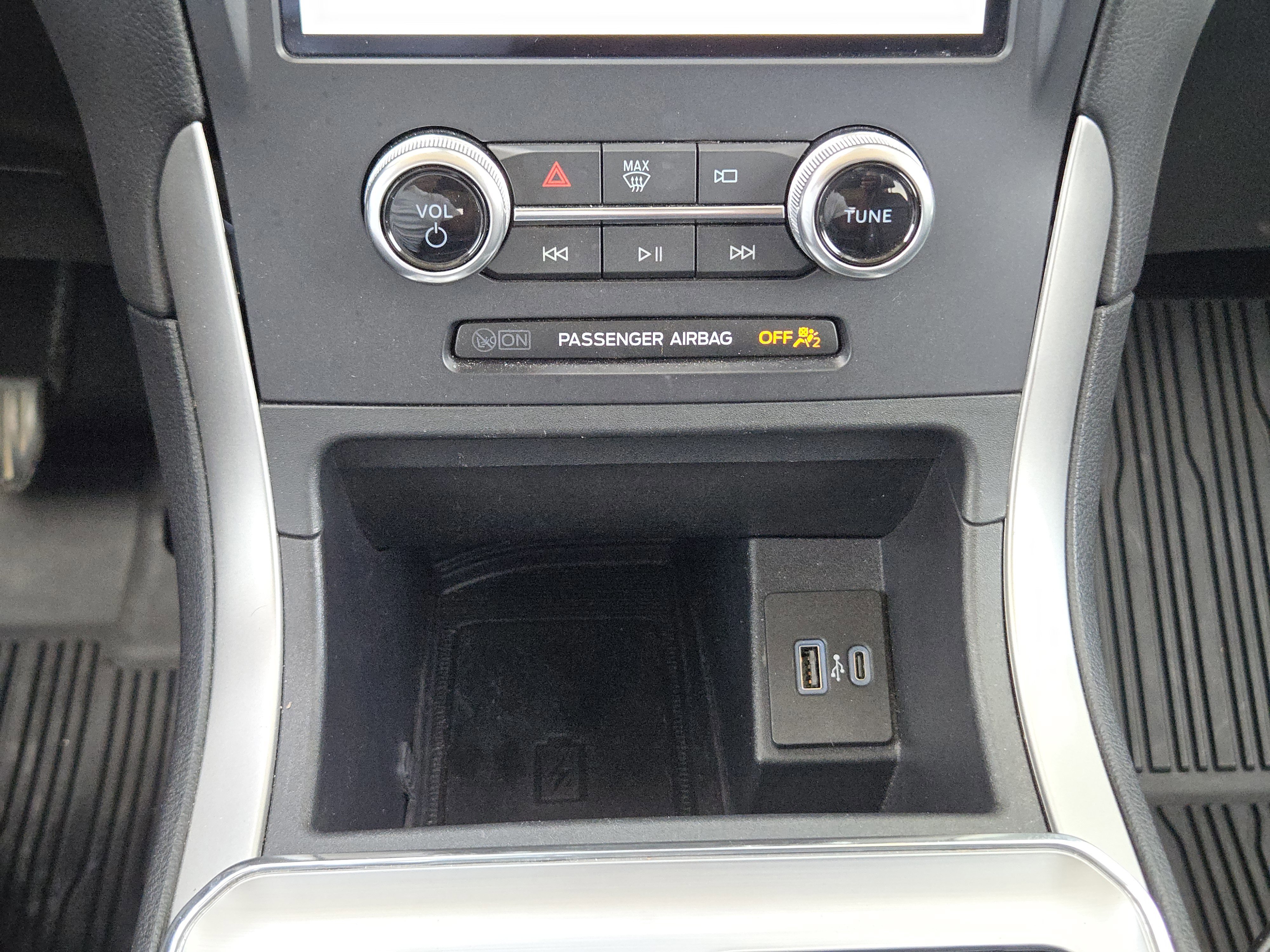 Certified 2022 Ford Edge SEL w/ Convenience Package image 20