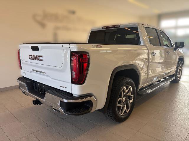 Used 2022 GMC Sierra 1500 SLT w/ SLT Premium Plus Package AWD/4WD image 3