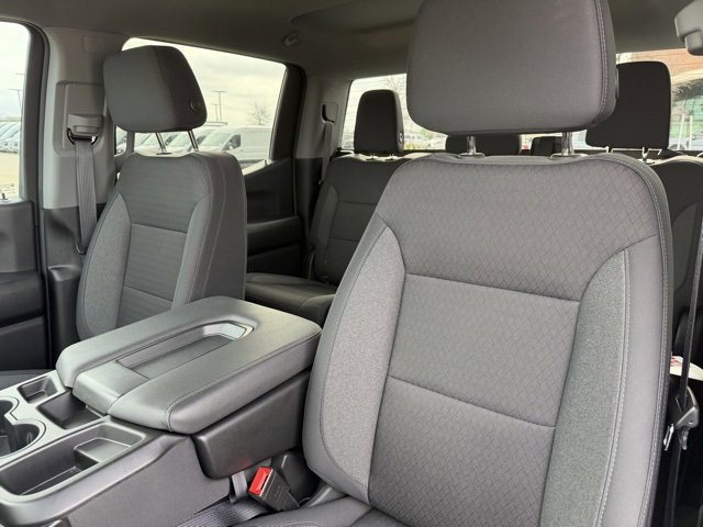 Used 2024 Chevrolet Silverado 1500 Custom image 10