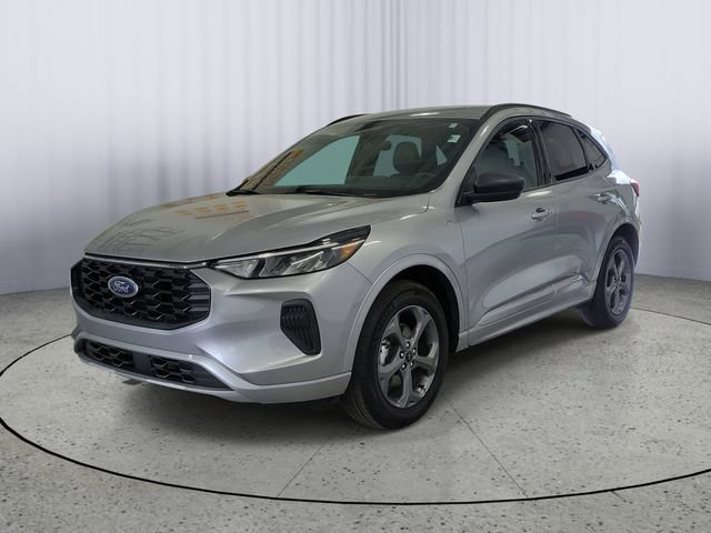 Certified 2024 Ford Escape ST-Line w/ Tech Pack #1 AWD/4WD image 3