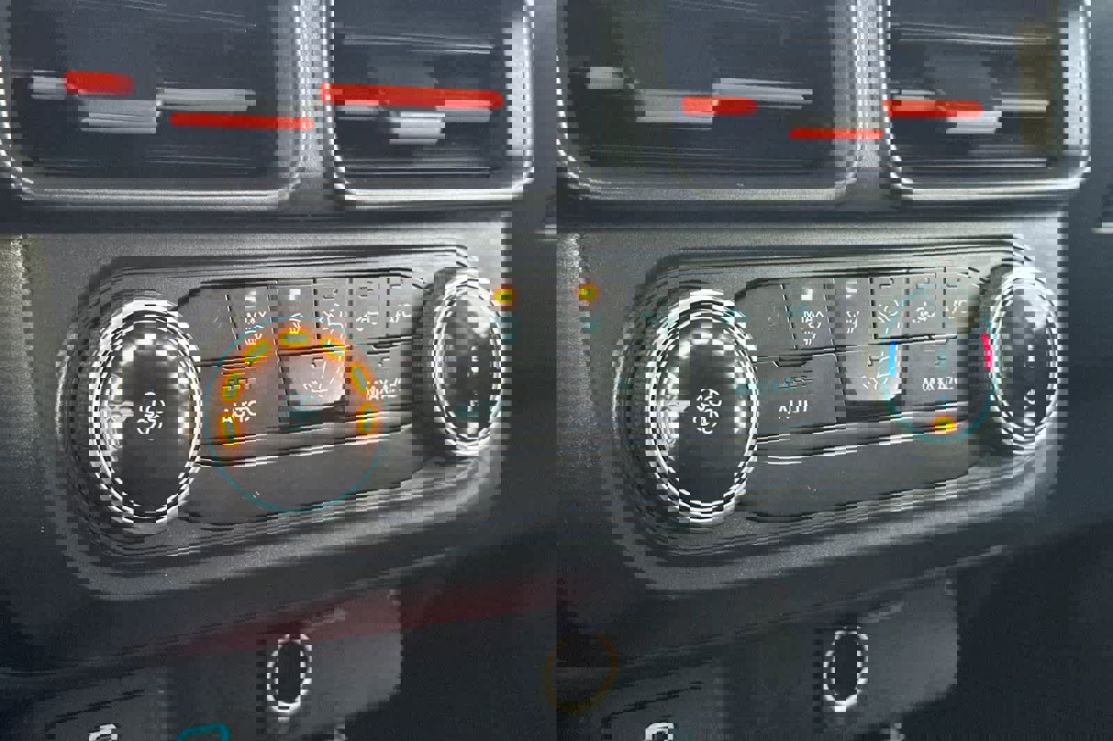 Certified 2022 Ford Maverick XLT w/ Equipment Group 300A Standard image 19