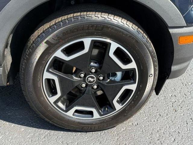 Certified 2023 Ford Bronco Sport Outer Banks w/ Tech Package image 7