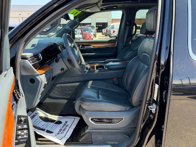 Used 2022 Jeep Grand Wagoneer Series II w/ Convenience Group III AWD/4WD image 17