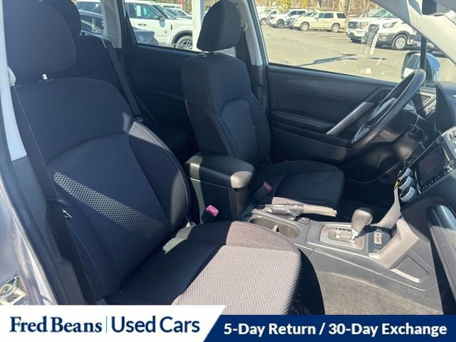 Used 2017 Subaru Forester 2.5i Premium image 12