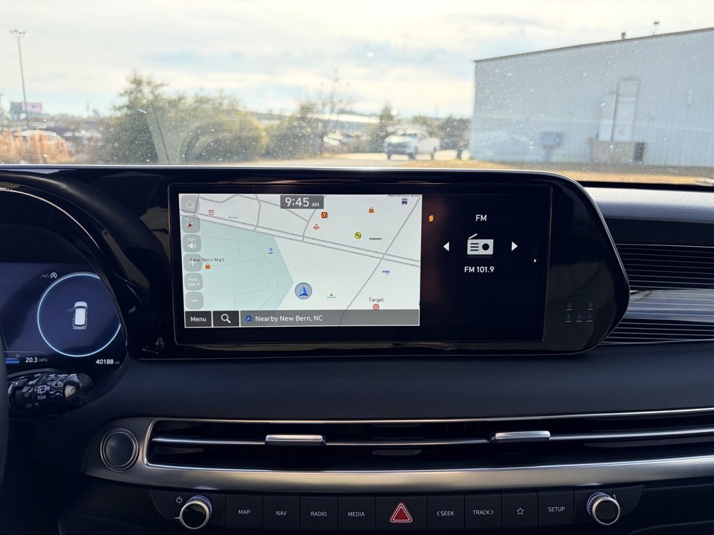 Used 2024 Hyundai Palisade Calligraphy image 11