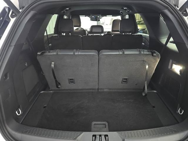 Certified 2025 Ford Explorer ST-Line w/ Premium Package AWD/4WD image 17
