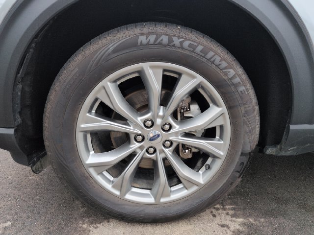 Certified 2023 Ford Explorer XLT w/ Equipment Group 202A AWD/4WD image 11