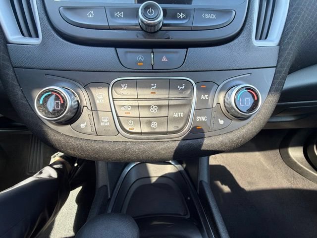Used 2024 Chevrolet Malibu LT FWD image 23