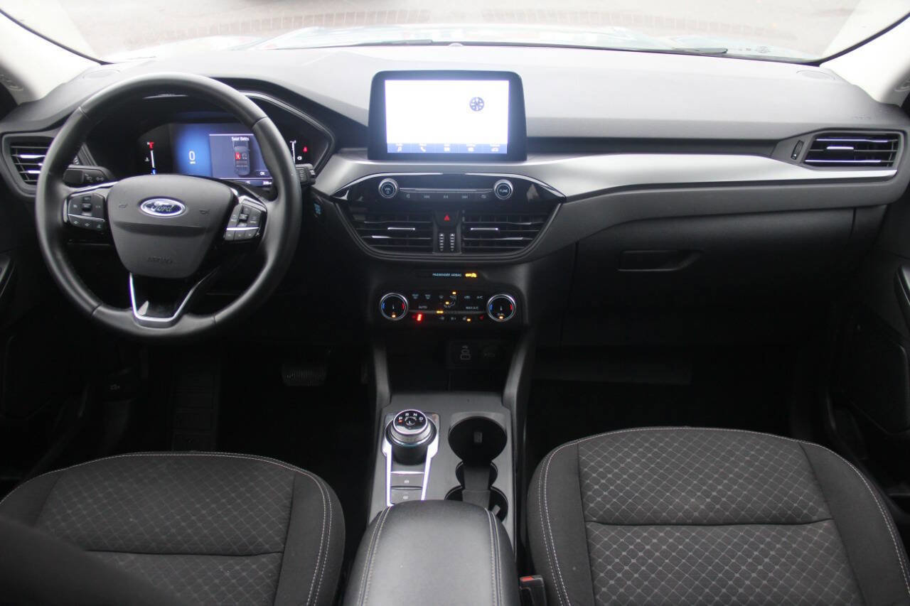 Certified 2024 Ford Escape Active image 15