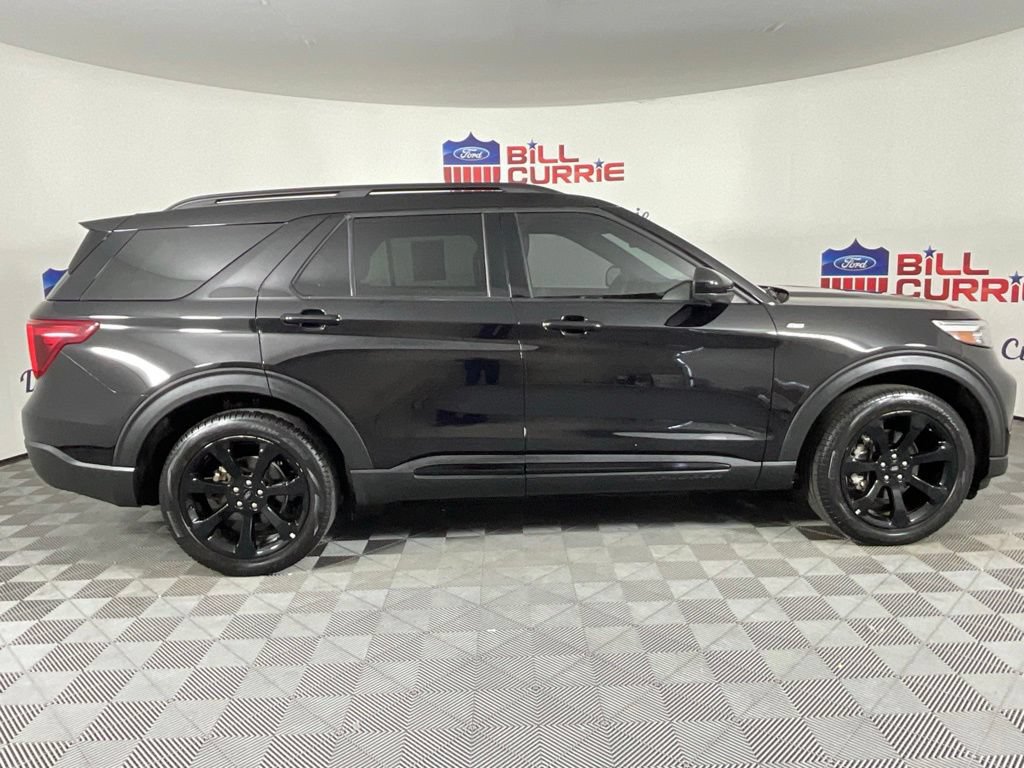 Certified 2023 Ford Explorer ST-Line AWD/4WD image 2