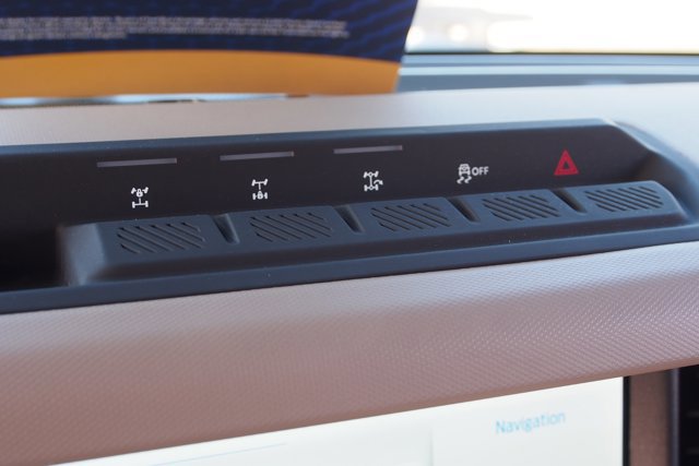 Certified 2024 Ford Bronco Wildtrak image 24