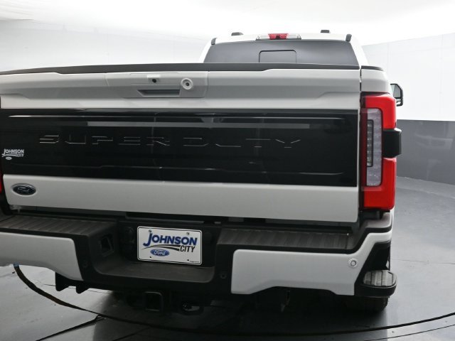 Certified 2026 Ford F350 Platinum AWD/4WD image 10