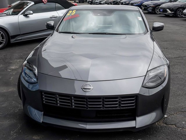 Used 2025 Nissan Z Performance w/ Floor Mat Package RWD image 5