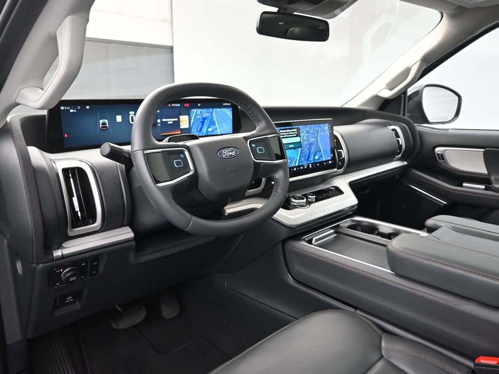 Certified 2025 Ford Expedition Active AWD/4WD image 21
